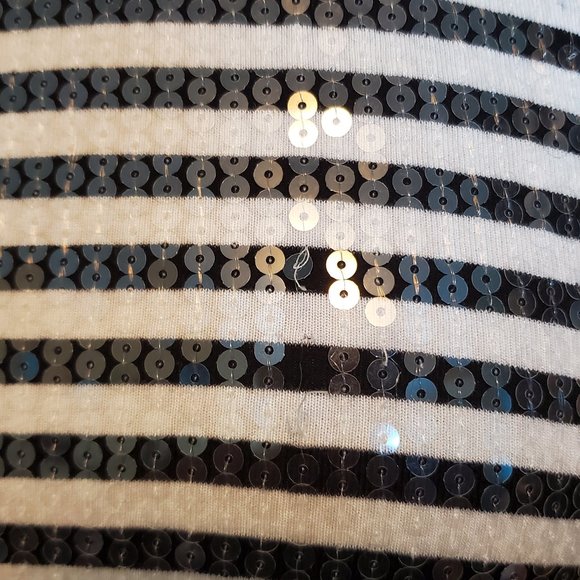 Black and white sequin top - Picture 3 of 3